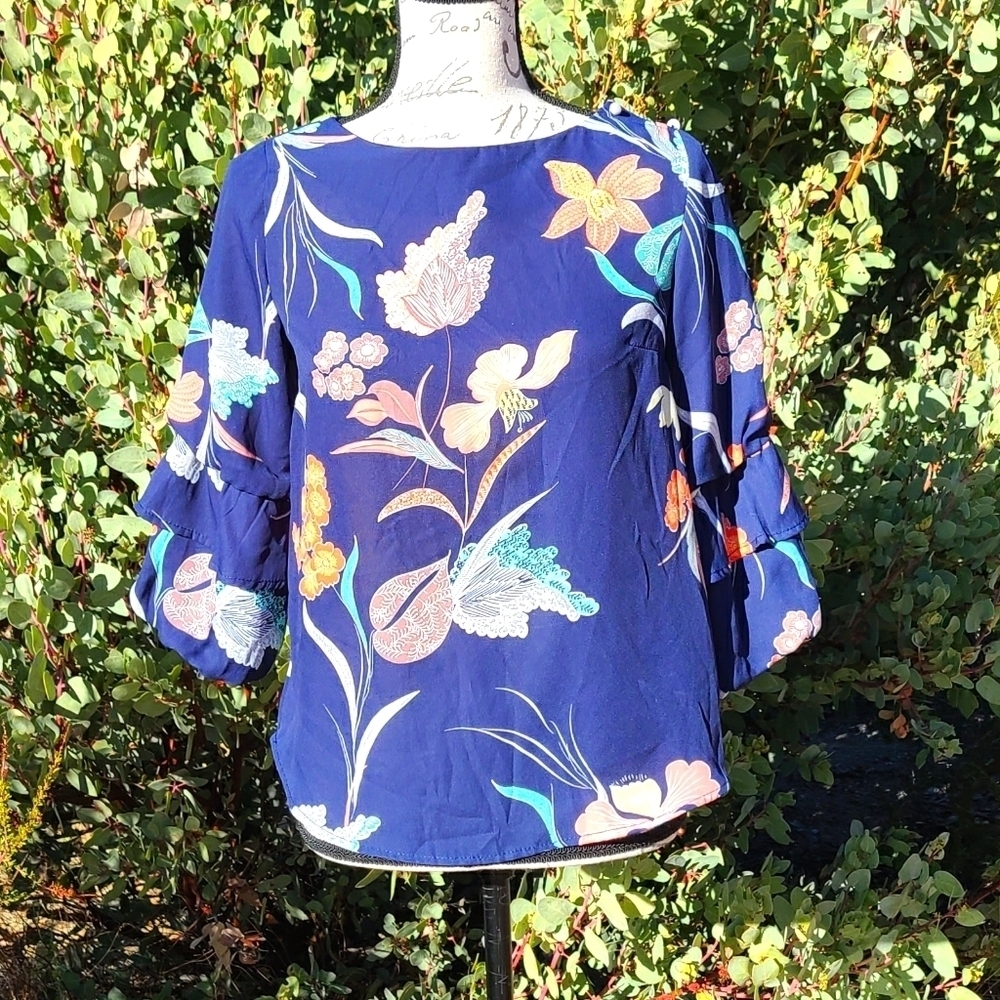 Monteau Ruched Sleeve Floral Blouse